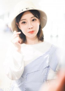 ​冯提莫到底有多高？看与罗斯的合影就知道了