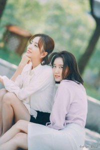 ​佟丽娅、高露微博互侃“小猪”，闺蜜情令人羡慕，网友：真可爱！