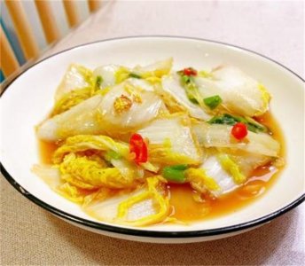 ​娃娃菜这样做才好吃，蒜香浓郁，鲜香味美，做法简单又家常