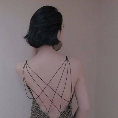 微信霸气头像女生背影