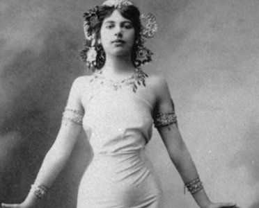 ​“双面间谍”玛尔塔有多美？头颅被防腐处理，今存放于巴黎博物馆