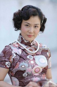 ​她抢救11天仍离世，90岁母亲坐轮椅送终，令人泪目！