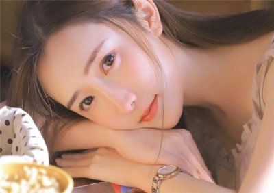 ​微信和女生聊天没话题了怎么办？