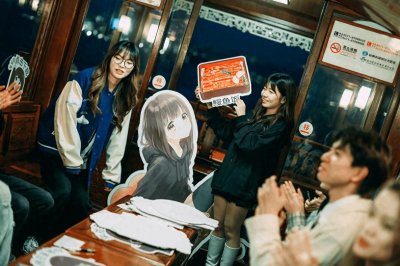 ​超人气表情包少女现身杭州，千名粉丝应援七濑胡桃