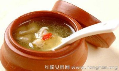 ​喉咙痛吃什么食物好得最快呢（喉咙痛可以通过吃这些食物来缓解）