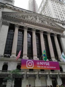 ​纽约————华尔街