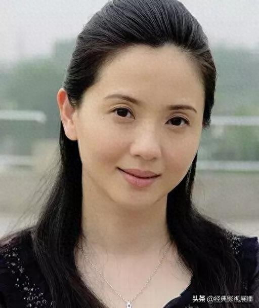 陶慧敏：秀外慧中，古典美人，最美小白菜