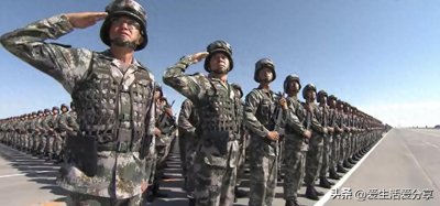 ​2017年朱日和沙场阅兵，看看国外网友看完阅兵式怎么评价