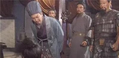 ​诸葛亮为什么要挥泪斩马谡？