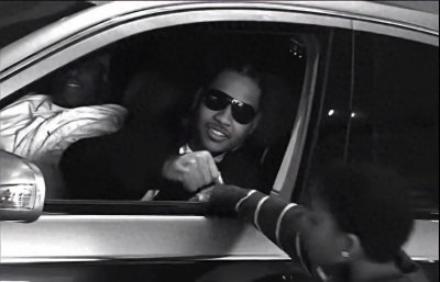 ​安东尼黑帮背景有多深？吓得加内特不敢下大巴。